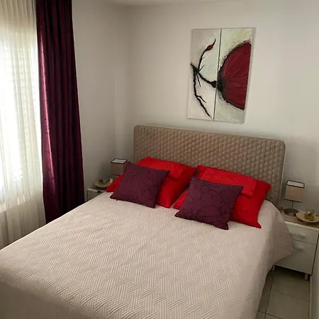 Apartment Sole Di Laura Budva